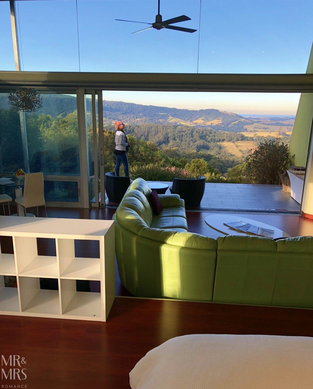 How to come home after a long journey - Mr & Mrs Romance - Mount Hay Retreat, Berry