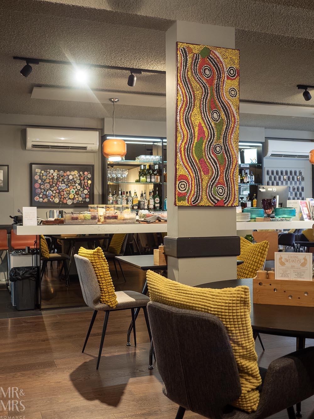 Oriana Motel, Orange NSW - reception and breakfast room of motel