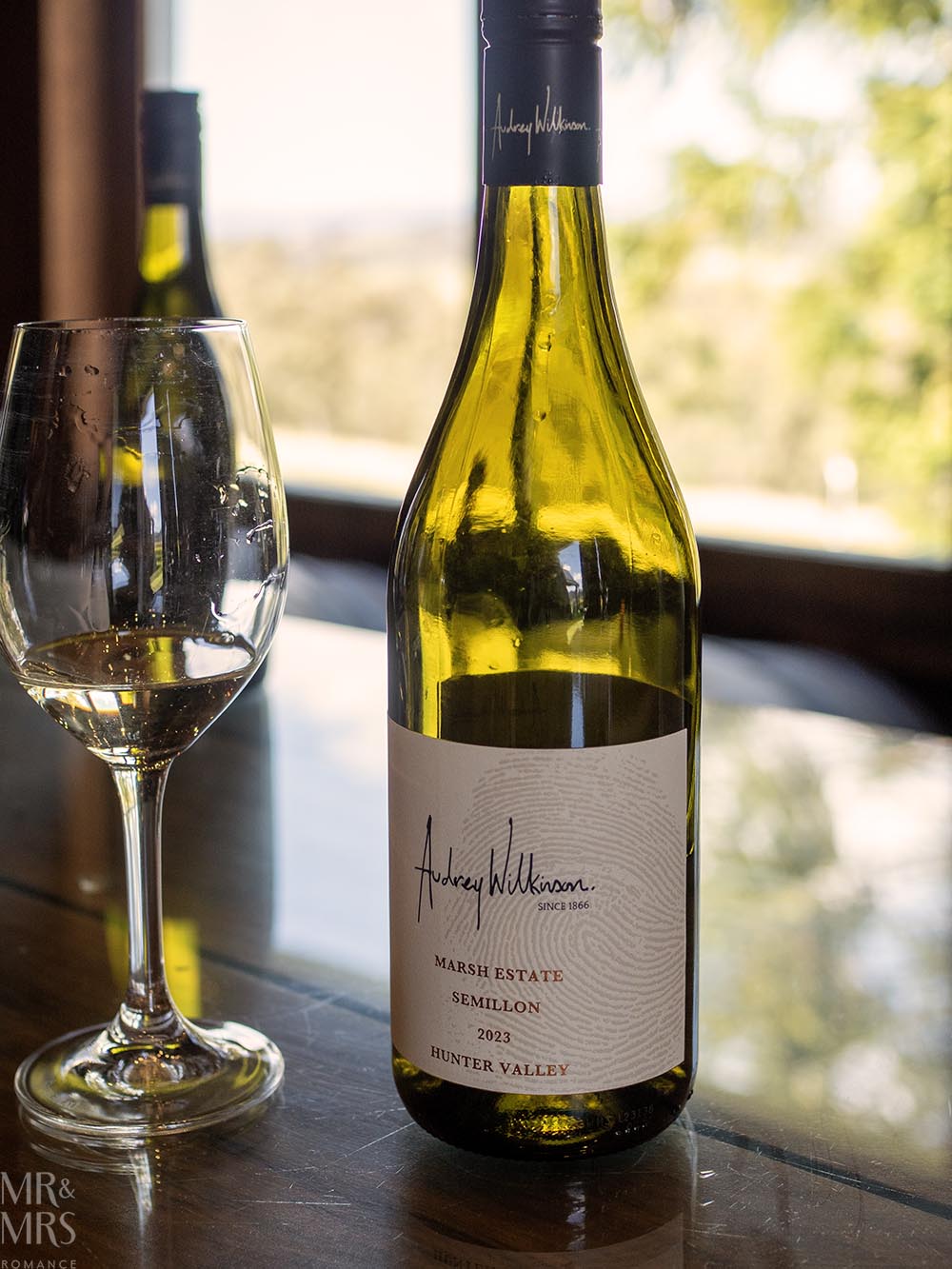 Romantic Picnic at Audrey Wilkinson in the Hunter Valley - Semillon wine tasting