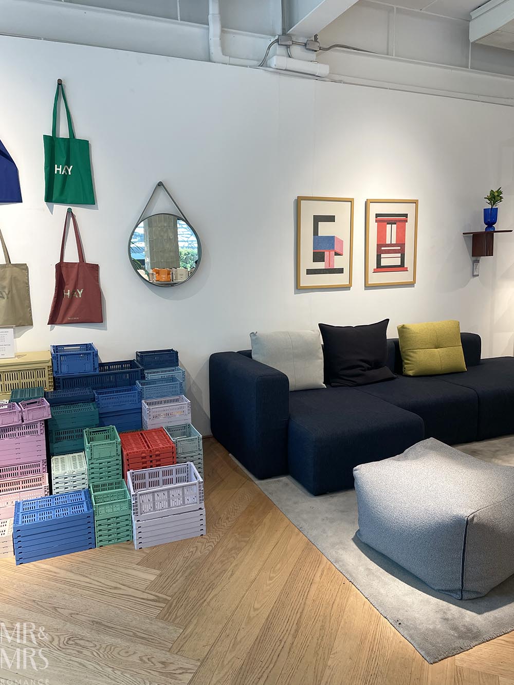 Bangkok culture - Warehouse 30 gallery