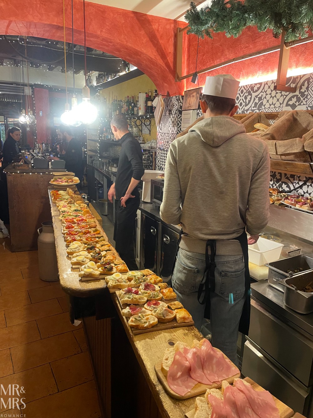 Things to eat in Parma, Italy - aperitivo hour in Parma