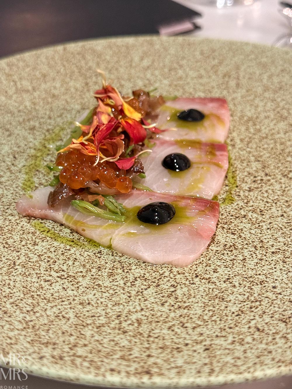 Where to eat in Sydney - romantic dinner - Izy.Aki omakase - kingfish sashimi and okame seaweed and salmon roe salad