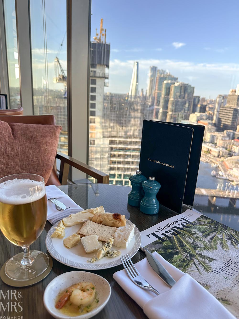 Where to stay in Sydney - Sofitel Darling Harbour - Millesime Apero Chic happy hour