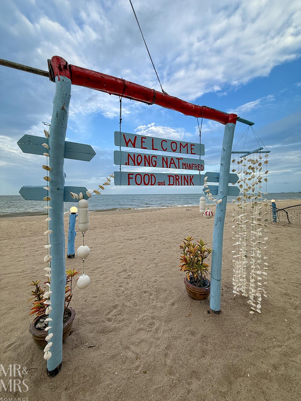 Where to stay in Hua Hin, Thailand - Veranda Resort and Villas - local beach bar